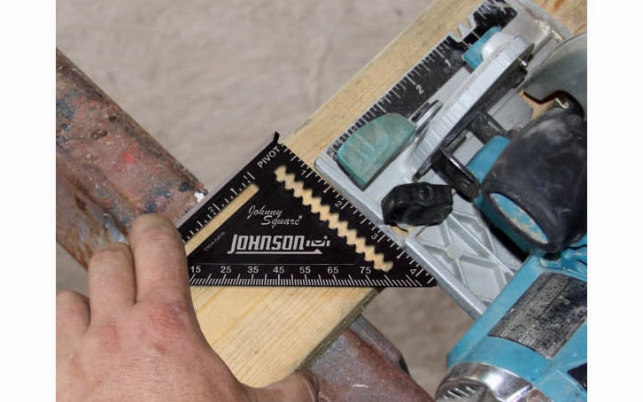 Johnson Level 4-1/2" Aluminum "Easy Read" Finish Square