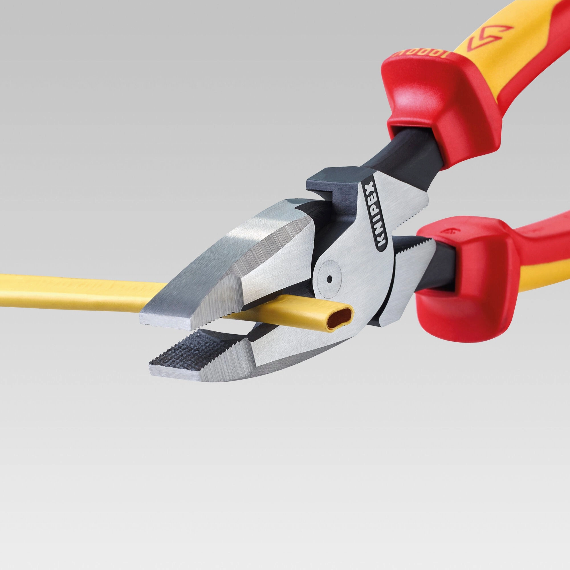 Knipex 09 08 240 SBA 9 1/2" High Leverage Lineman's Pliers New England Head-1000V Insulated