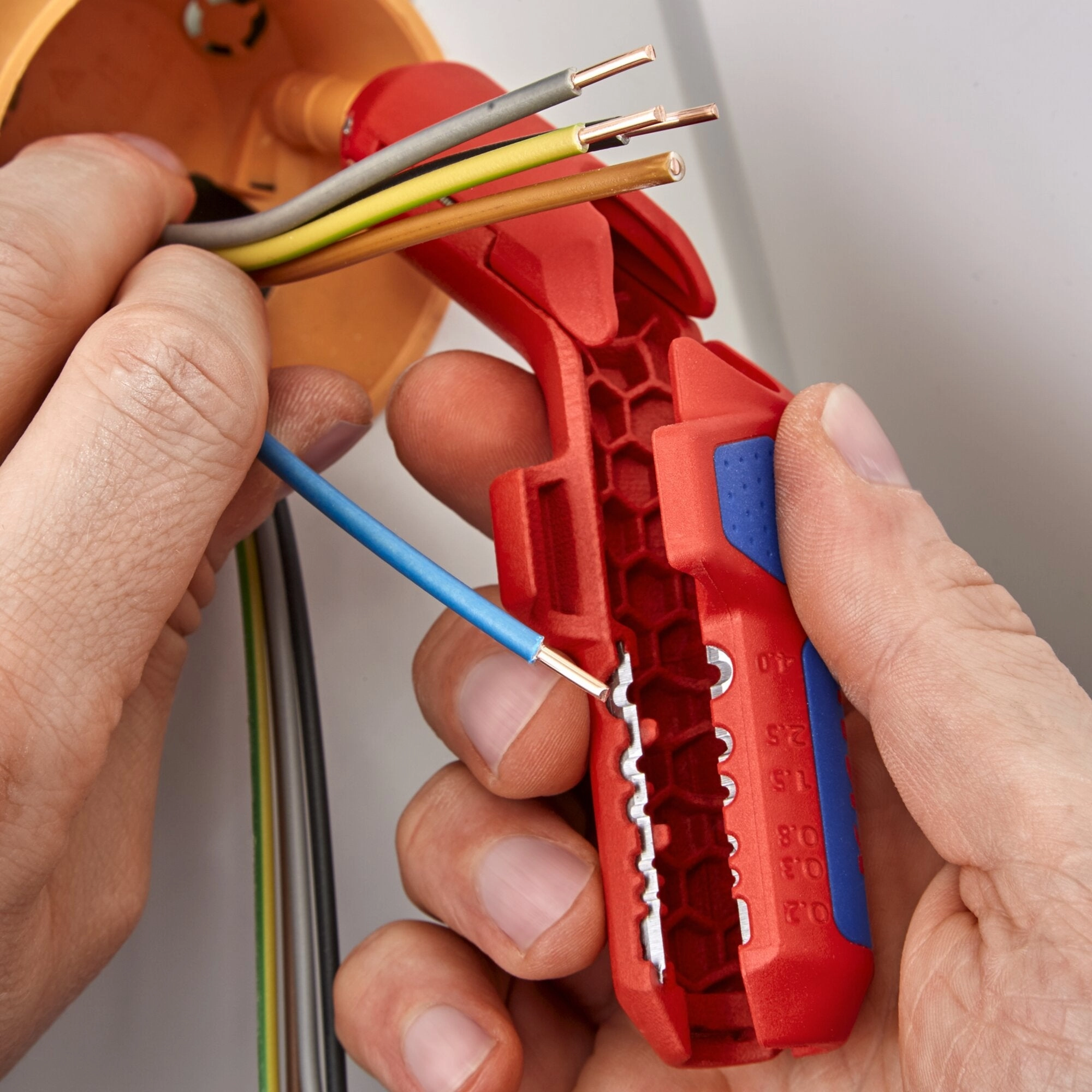 Knipex 16 95 02 SB 5 1/4" KNIPEX ErgoStrip Universal Dismantling Tool, Left-Handed