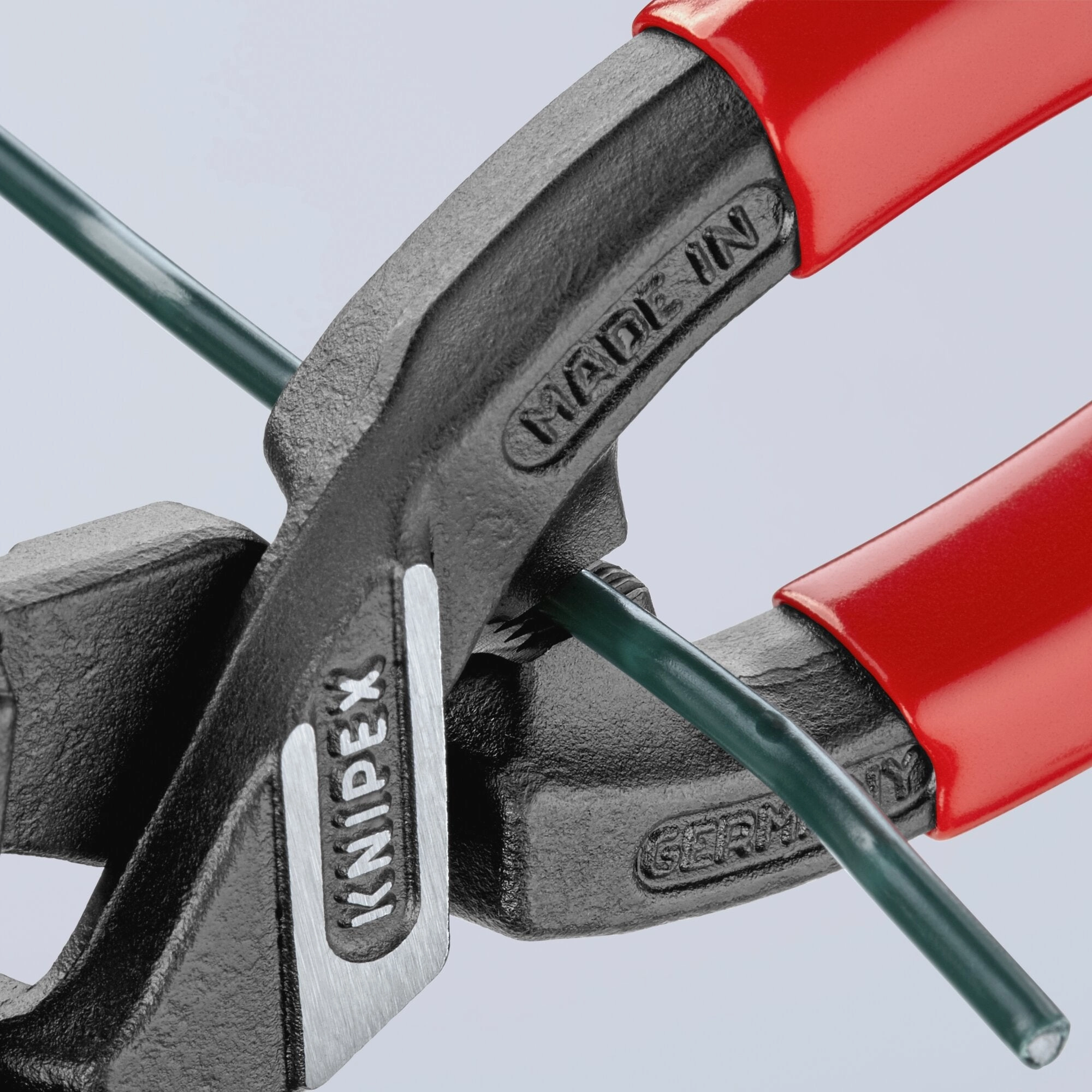 Knipex 71 21 200 8" CoBolt High Leverage 20 Angled Compact Bolt Cutters