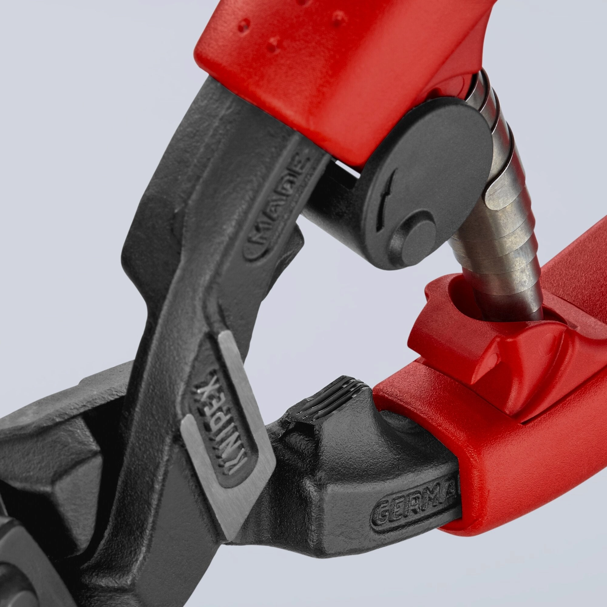 Knipex 71 22 200 SBA 8" CoBolt High Leverage 20 Angled Compact Bolt Cutters