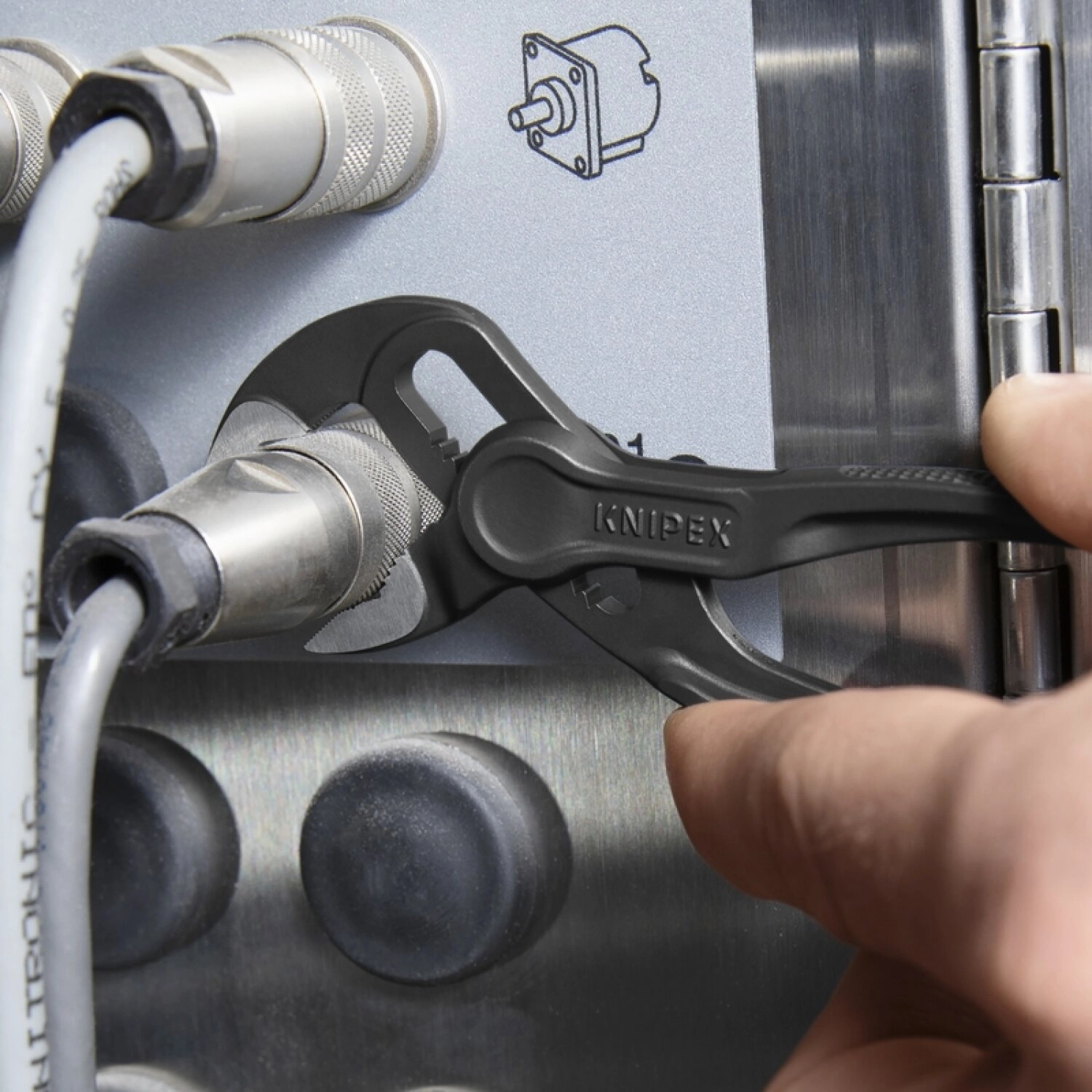 Knipex 87 00 100 SBA 4" Cobra XS Water Pump Pliers