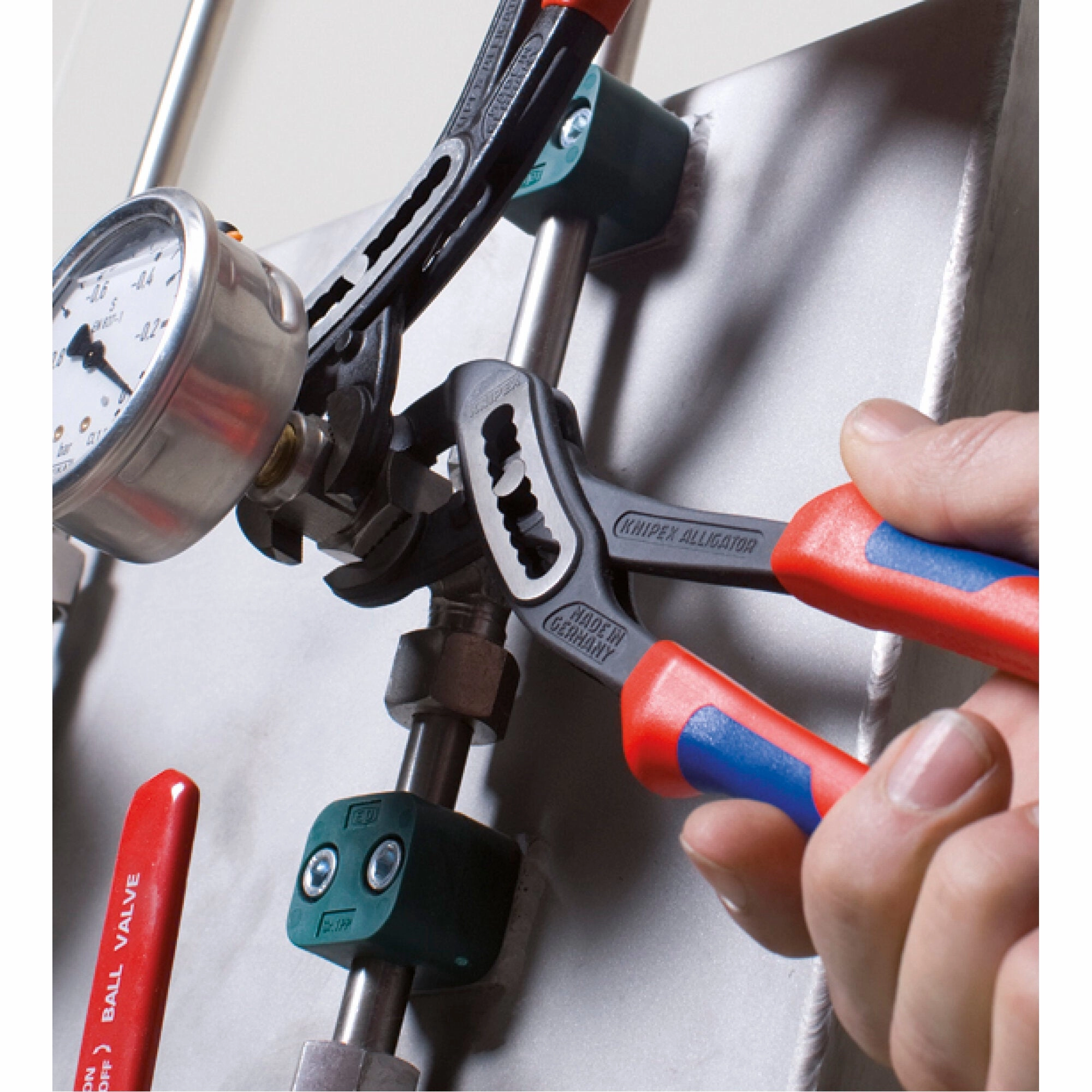 Knipex 88 02 250 SBA 10" Alligator Water Pump Pliers
