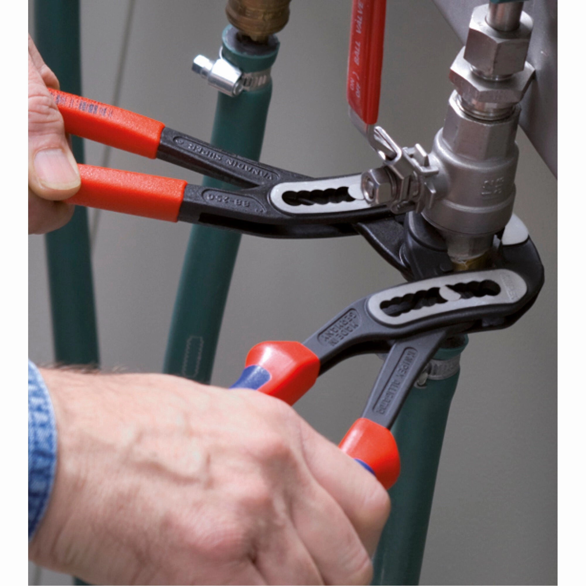 Knipex 88 02 250 SBA 10" Alligator Water Pump Pliers