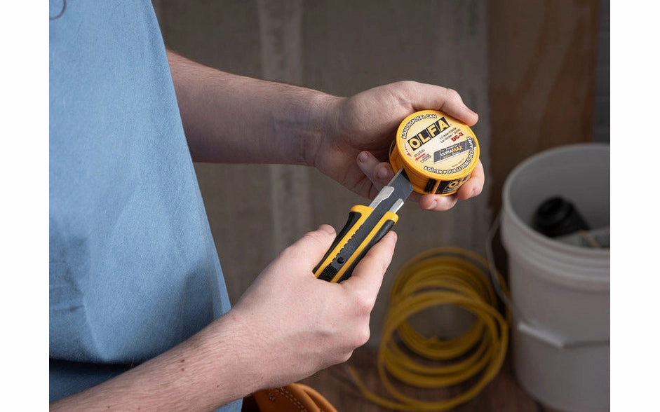 Olfa Pocket-Size Blade Disposal Can