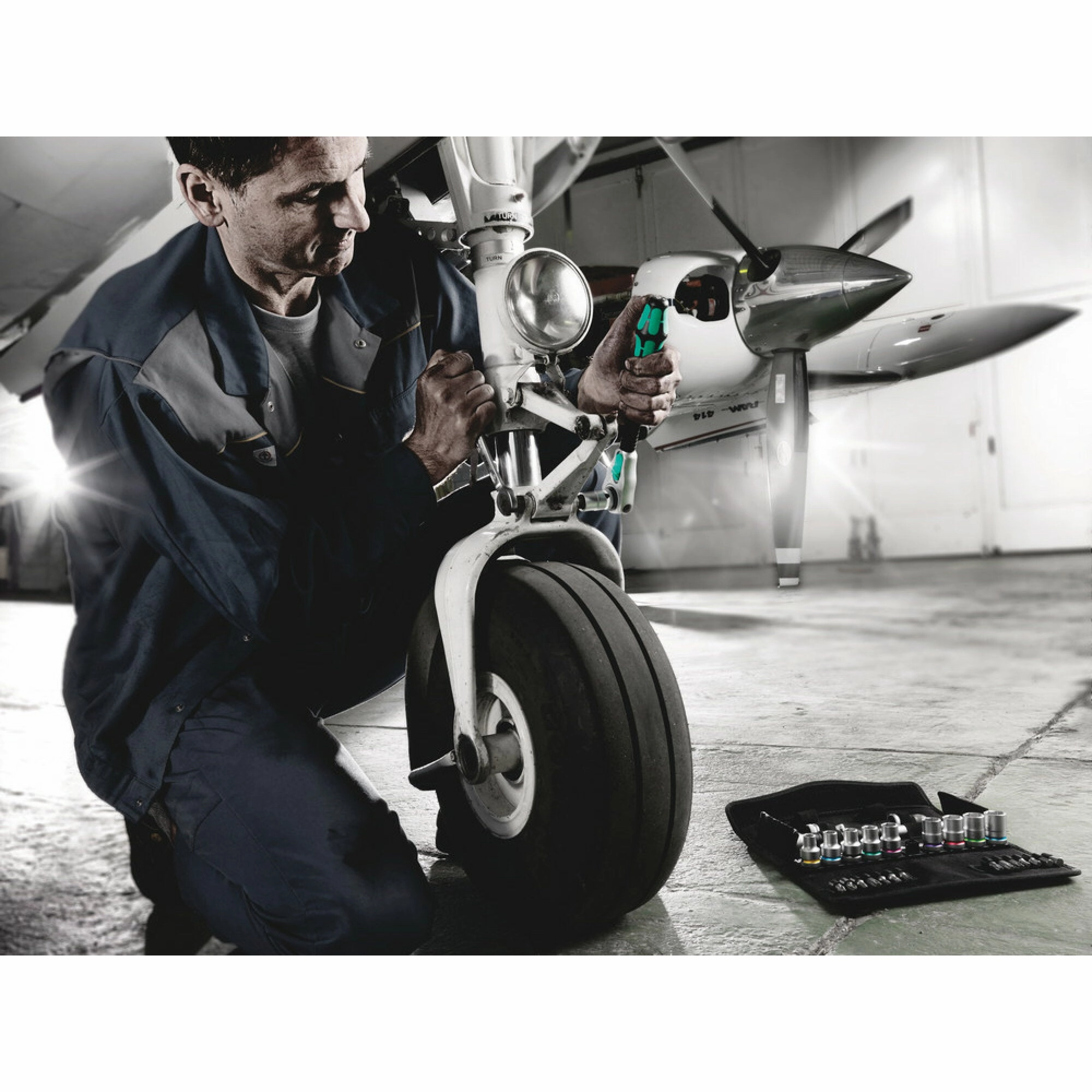 Wera 8790 HMC Zyklop socket with 1/2" drive, 31/32" x 37 mm
